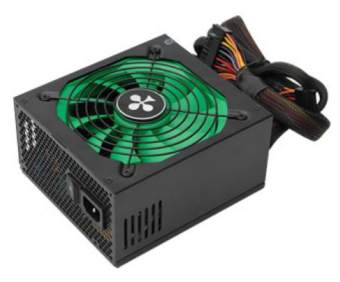 Club-3D-700-01