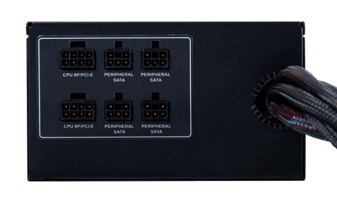Club-3D-700-03