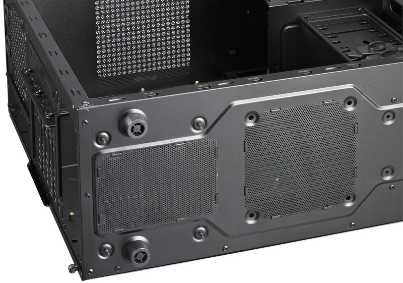 Cooler-Master-Also-Rolls-Out-K380-Gaming-Chassis-04