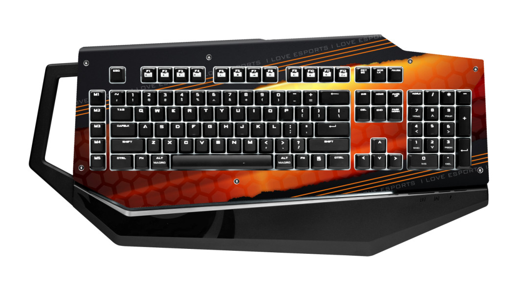 Cooler-Master-Limited-Edition-Mech-01