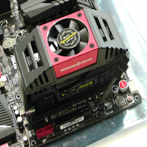شركة Corsair تطلق مشتت Vengeance الهوائي للذواكر شركة Corsair تطلق مشتت Vengeance الهوائي للذواكر