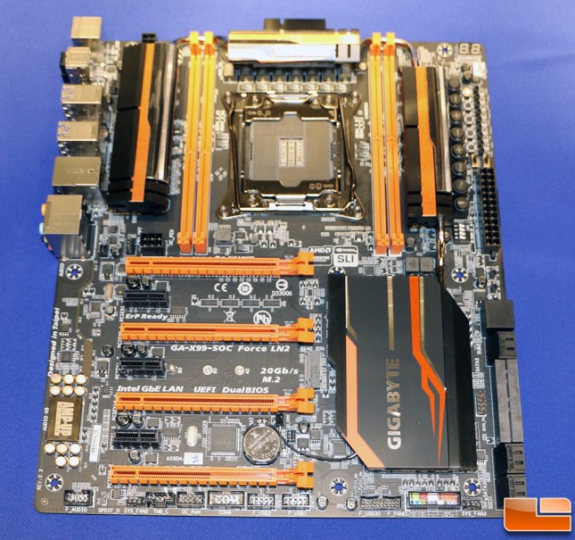 Eight-core-Core i7-5960X-6GHz-02