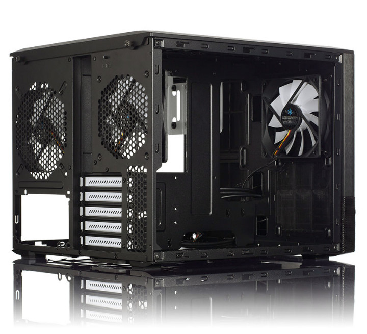 Fractal-Design-Node-804-Micro-02