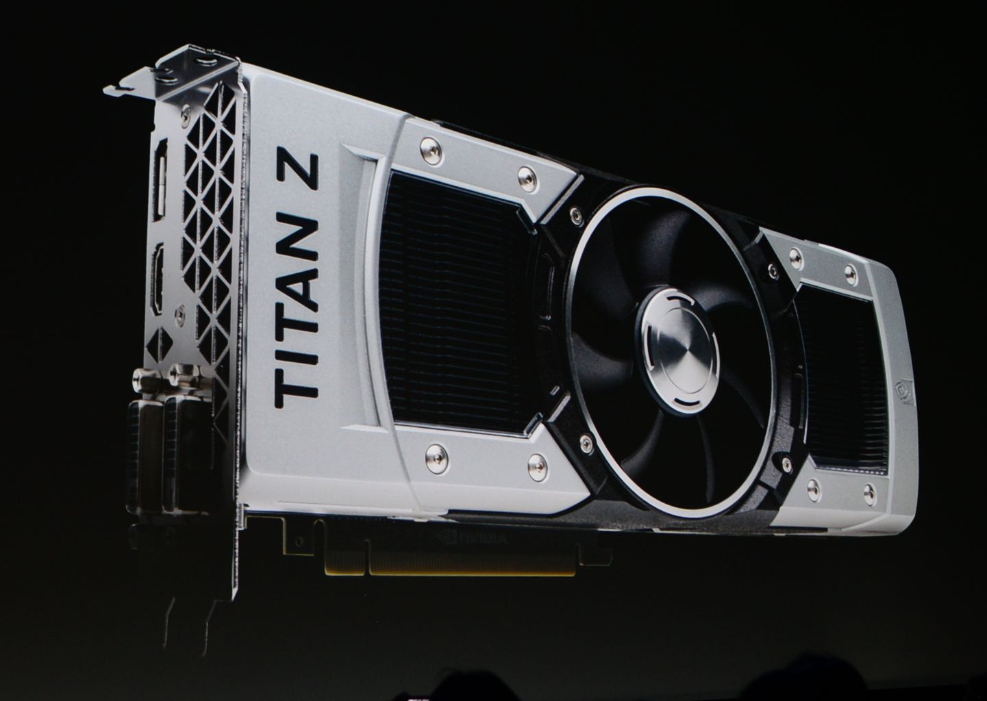 GTX-TITAN-Z-02