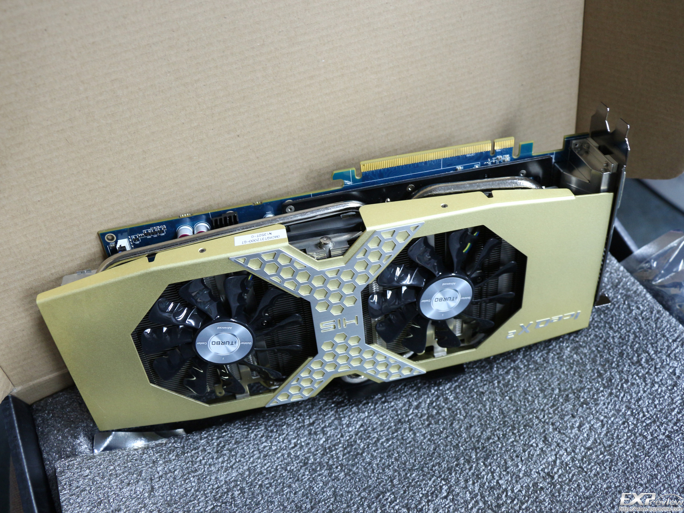 HIS-Radeon-R9-290-IceQ-X2-03