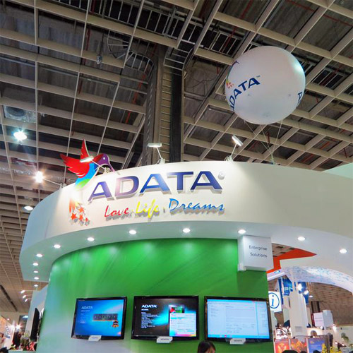 منتجات ADATA في جناحها المميز بمعرض Computex 2014