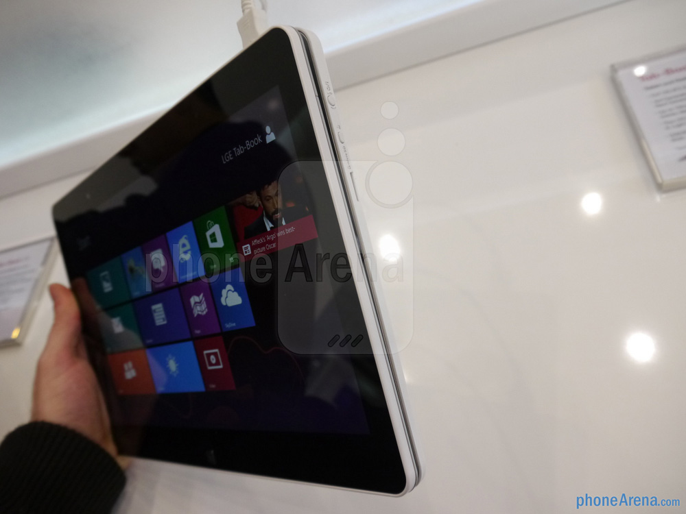 LG-Tab-Book-hands-on-04