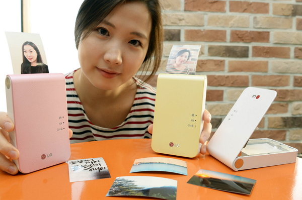 LG-World-Smallest-Pocket-Printer-05