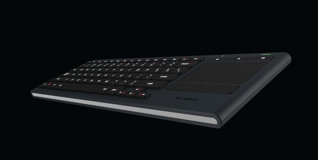 Logitech-K830-Keyboard-04