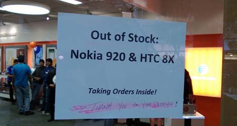 Lumia-920-and-Windows-Phone-8X-Out-of-Stock-at-Microsoft-Stores-logo