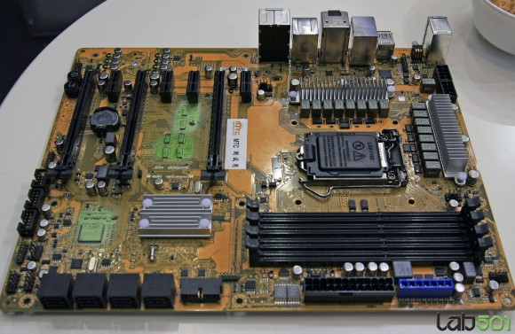 MSI-Z87A-Gaming-Series-Motherboard-Prototype-Pictured-01
