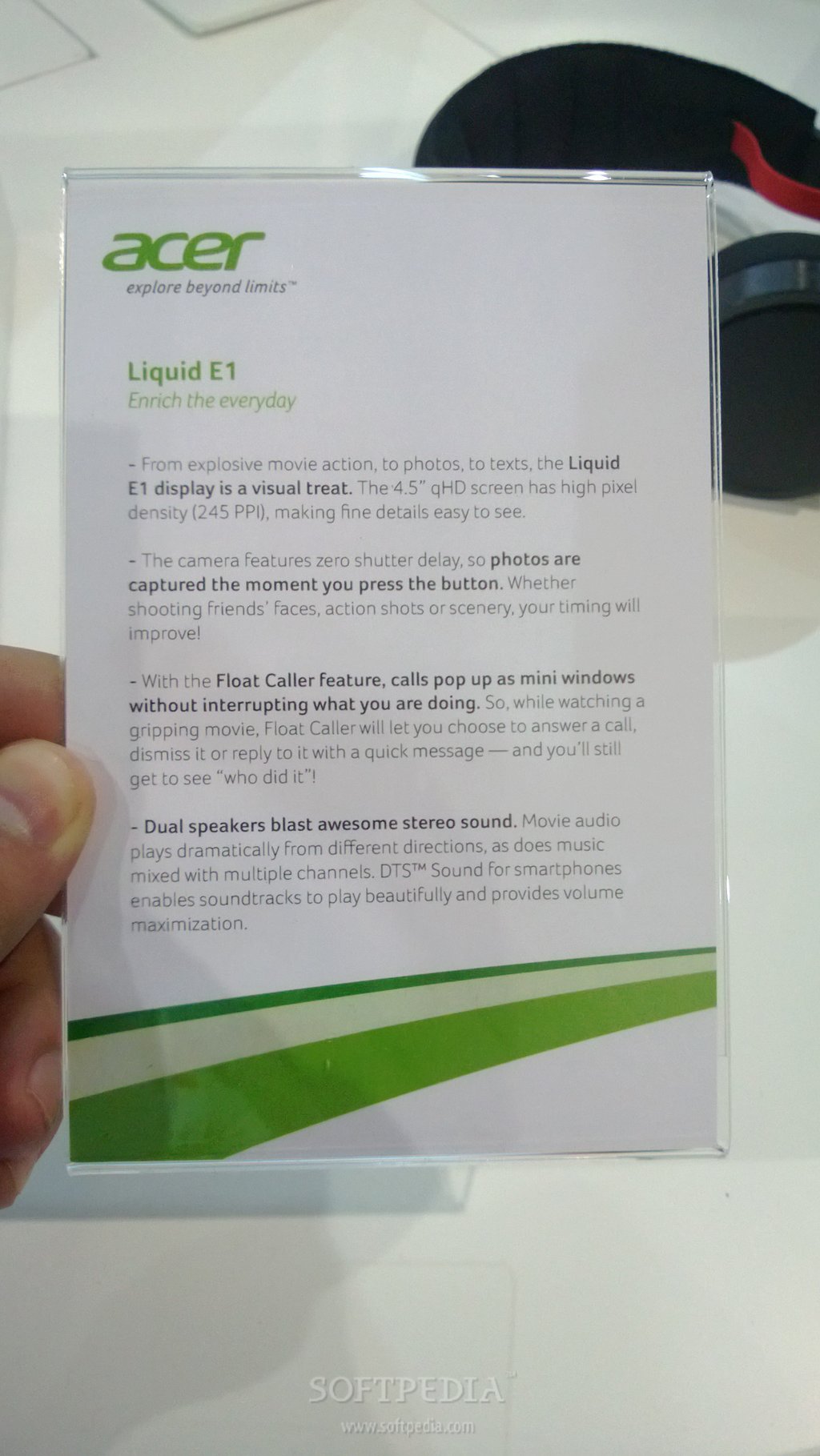 MWC-2013-Acer-Liquid-E1-Hands-On-10