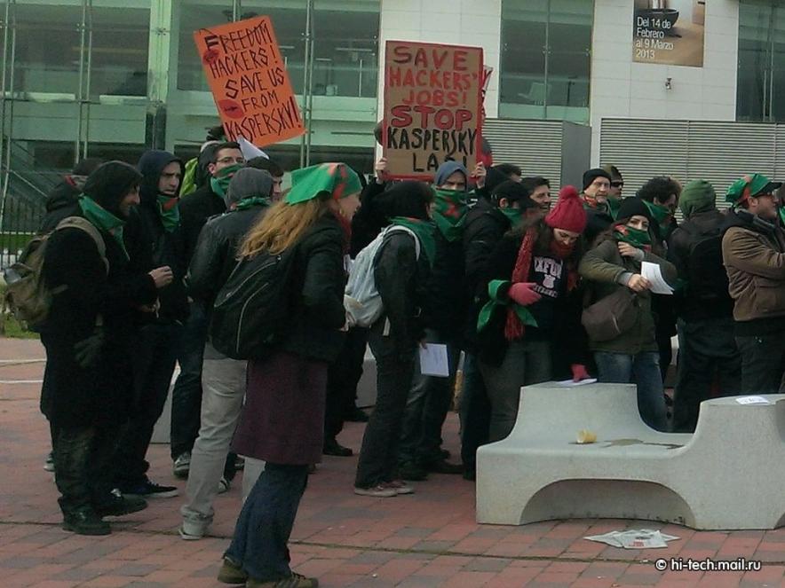 MWC-2013-Hackers-Protest-Against-Kaspersky-Video-5