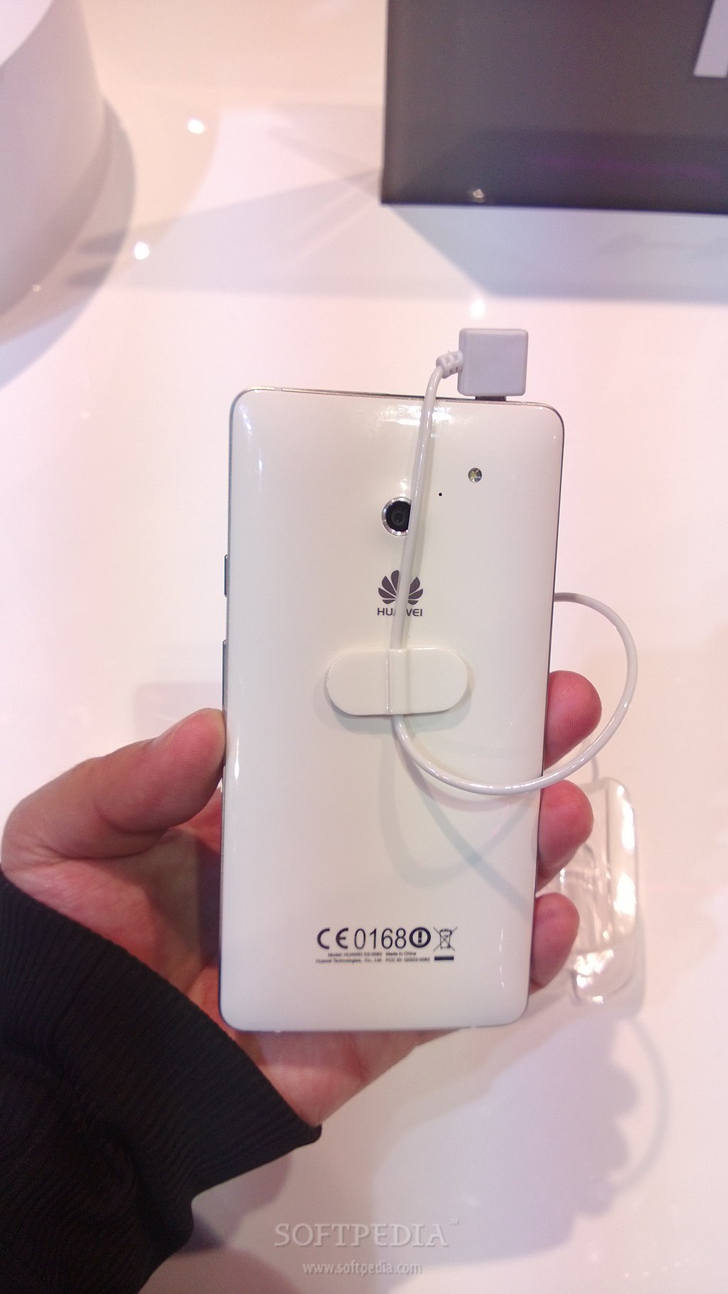 MWC-2013-Huawei-Ascend-D2-Hands-On-8