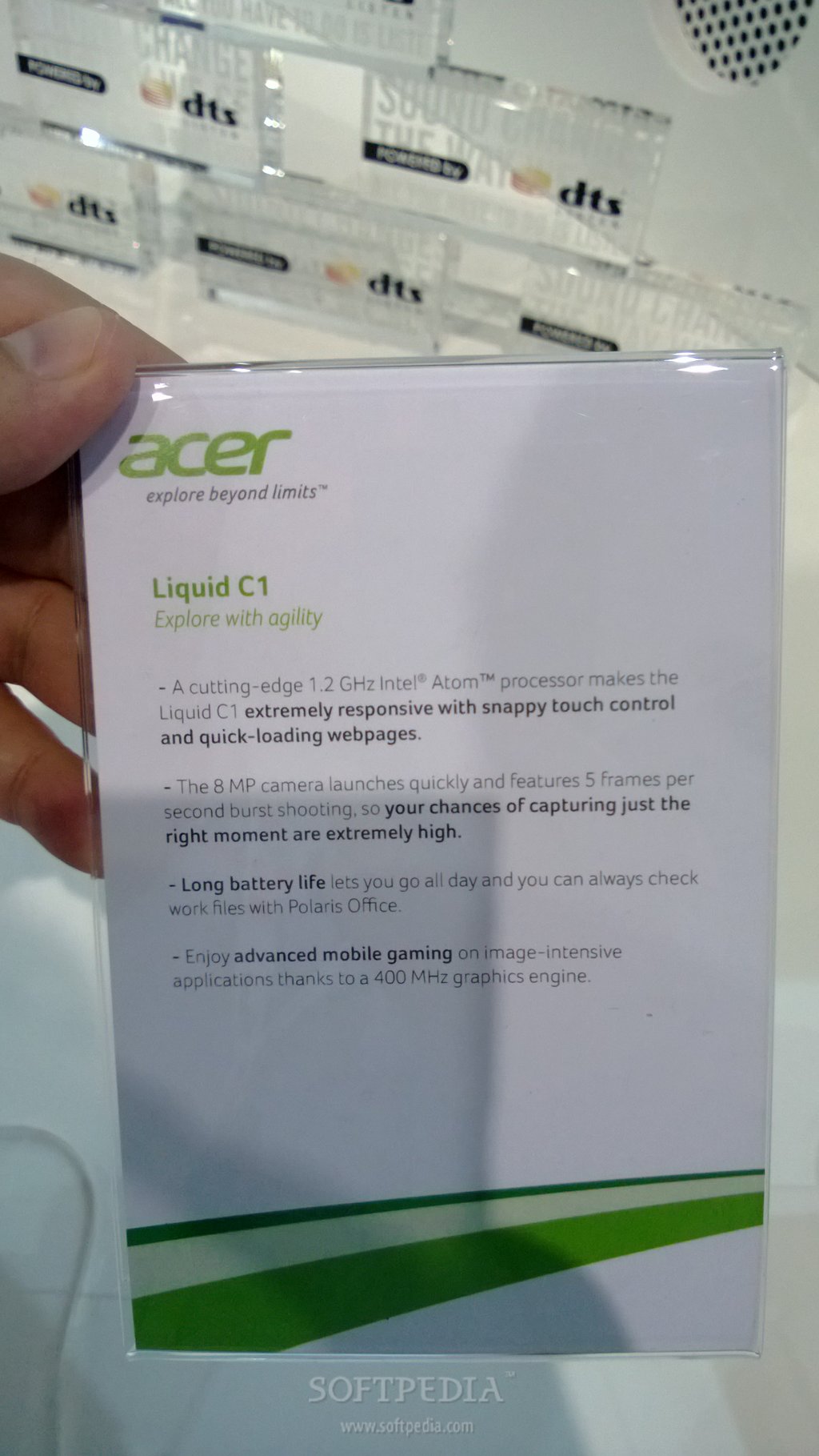 MWC-2013-Intel-Based-Acer-Liquid-C1-Hands-On-9