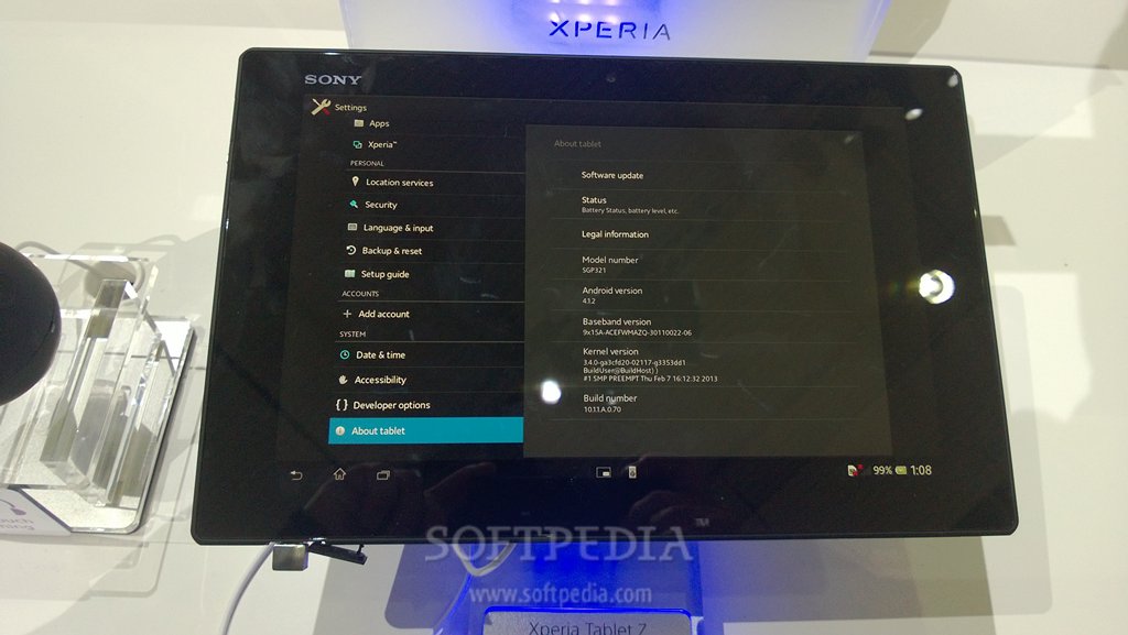 MWC-2013-Sony-Xperia-Tablet-Z-Hands-On-3