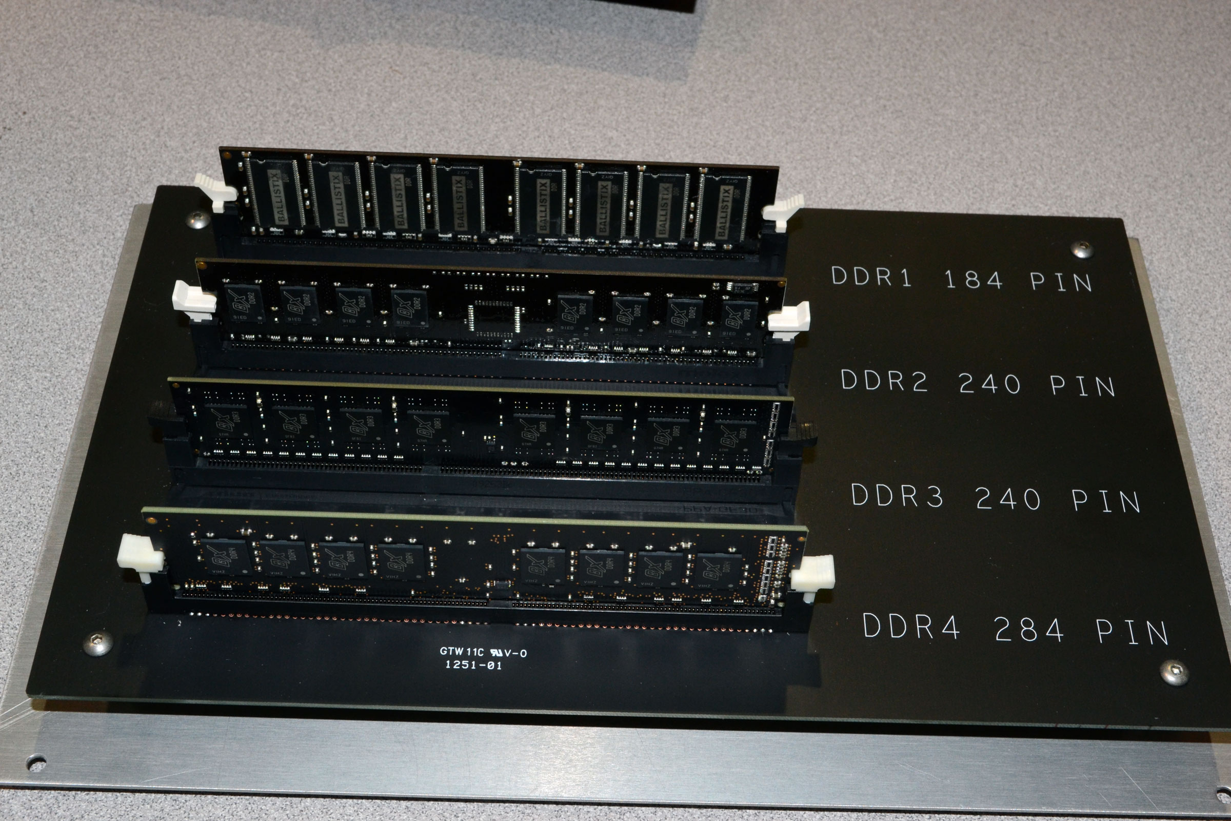 Micron-Crucial-Lexar-(5)