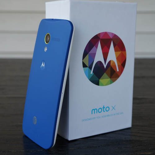 تخفيض سعر الهاتف الذكي Moto X حتى 399 دولار تخفيض سعر الهاتف الذكي Moto X حتى 399 دولار