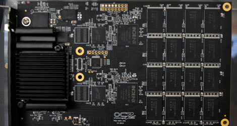 OCZ-Vector-PCIe-960GB-Tested-Belts-Out-930-MB-s-logo