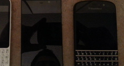 RIM-S-BlackBerry-L-Series-and-N-Series-Devices-Get-Photographed-Together-logo