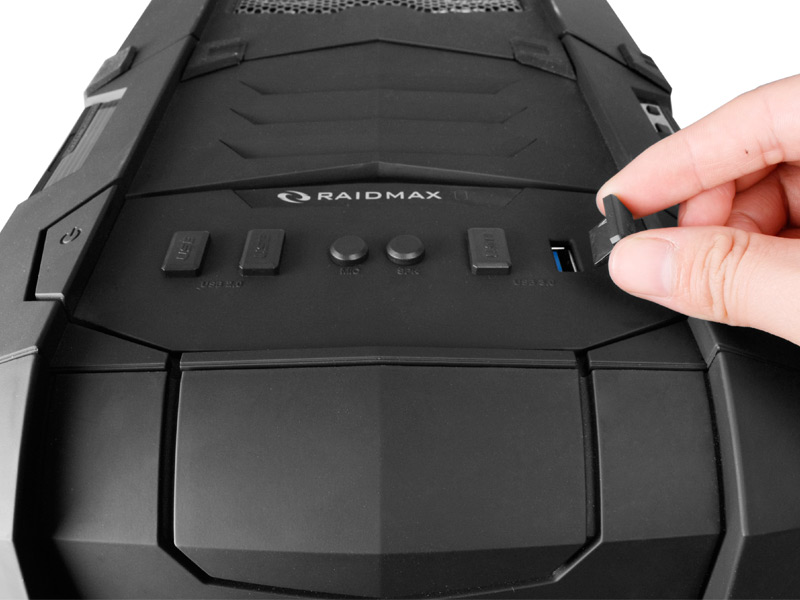 Raidmax-Announces-the-Vampire-ATX-Full-Tower-Case-03