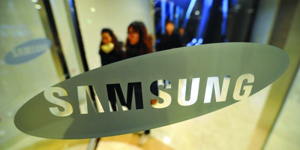 Samsung : رئيس الشركة يصاب بنوبة قلبية حادة Samsung : رئيس الشركة يصاب بنوبة قلبية حادة