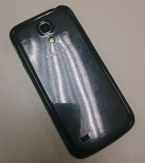 Samsung-Galaxy-S4-mini6