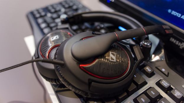 Sennheiser-G4ME-ZERO-G4ME-ONE-05