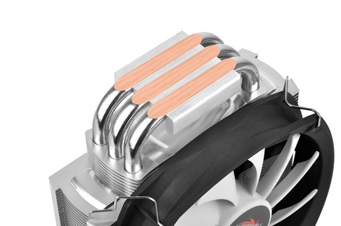 Thermaltake-Frio-Silent-07