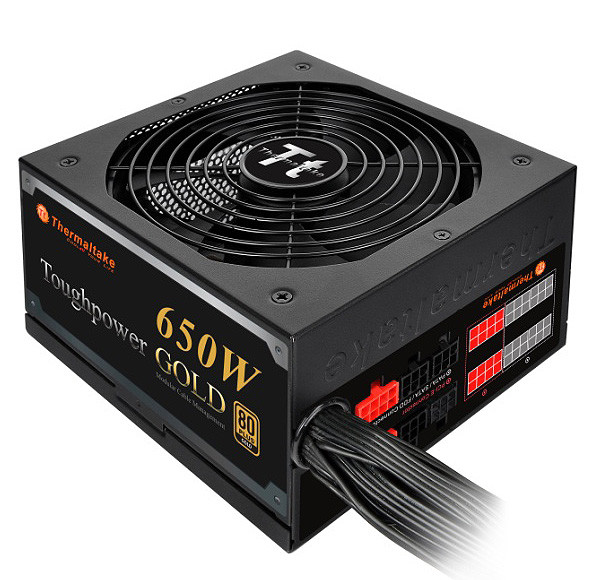 Thermaltake-Toughpower-Gold-Series-Power-Supply-02