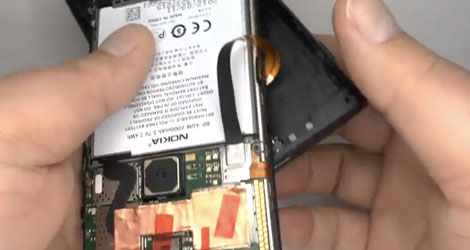 Video-Shows-Nokia-Lumia-920-Disassembly-and-Assembly-logo