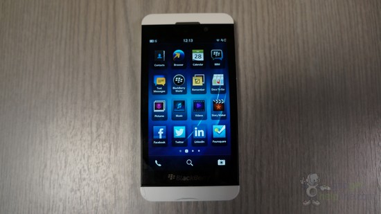White-BlackBerry-Z10-Smiles-for-the-Camera-Again-2