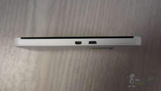 White-BlackBerry-Z10-Smiles-for-the-Camera-Again-6