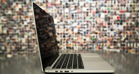 apple-hacked-logo