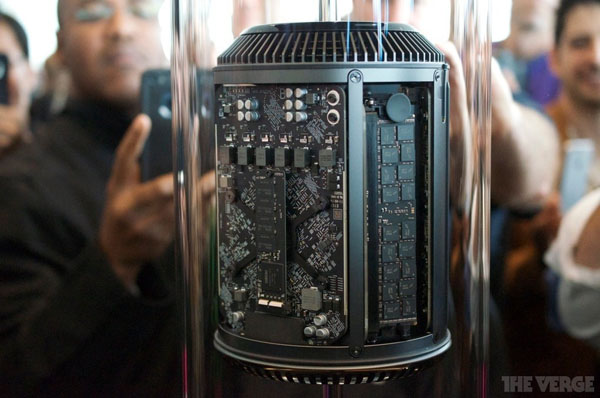 apple-unveils-new-mac-pro-06