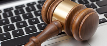 التحميل بطريقة غير شرعية في اليابان جريمة عقابها يصل إلى سجن عامين التحميل بطريقة غير شرعية في اليابان جريمة عقابها يصل إلى سجن عامين