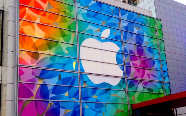 Apple تكشف النقاب عن أجهزتها اللوحية الجديدة iPad Air و iPad mini 2 Apple تكشف النقاب عن أجهزتها اللوحية الجديدة iPad Air و iPad mini 2