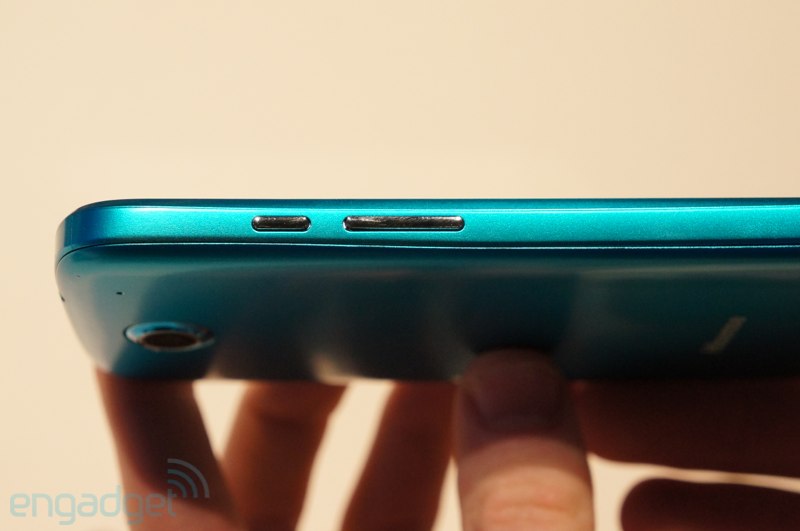 hands-on-hisense-u958-03
