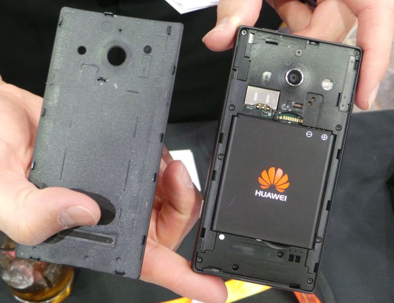 huawei quietly announces wp8running ascend w1-03