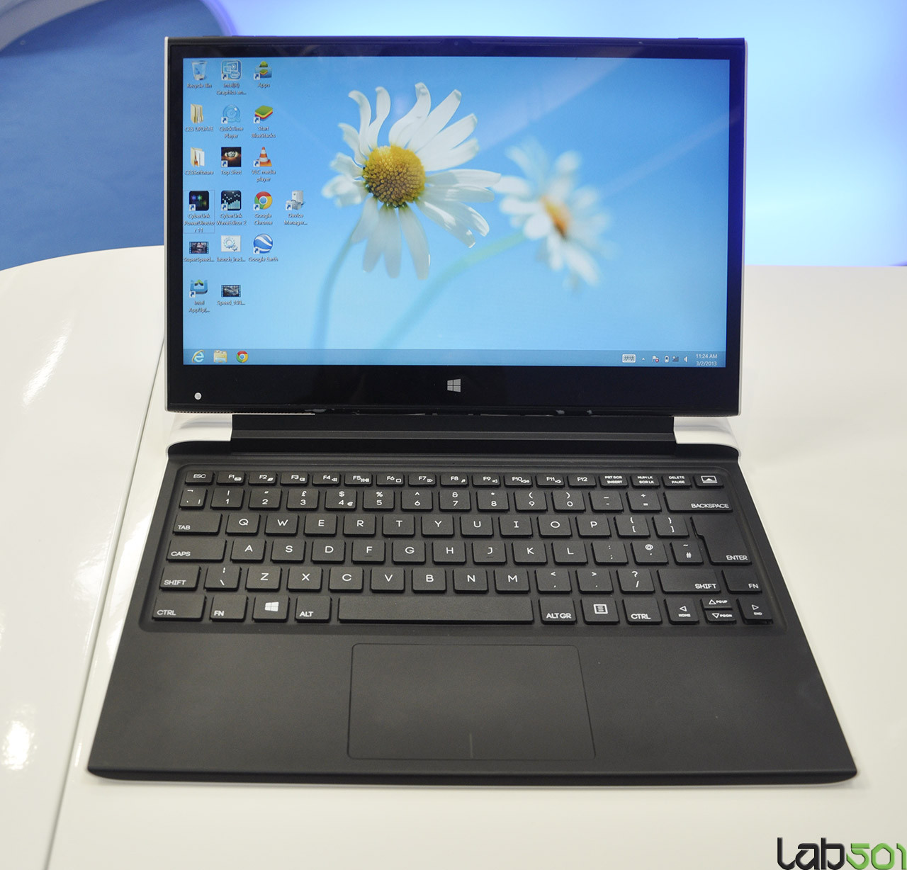 intel-shows-off-haswell-ultrabook-prototype-at-cebit-01