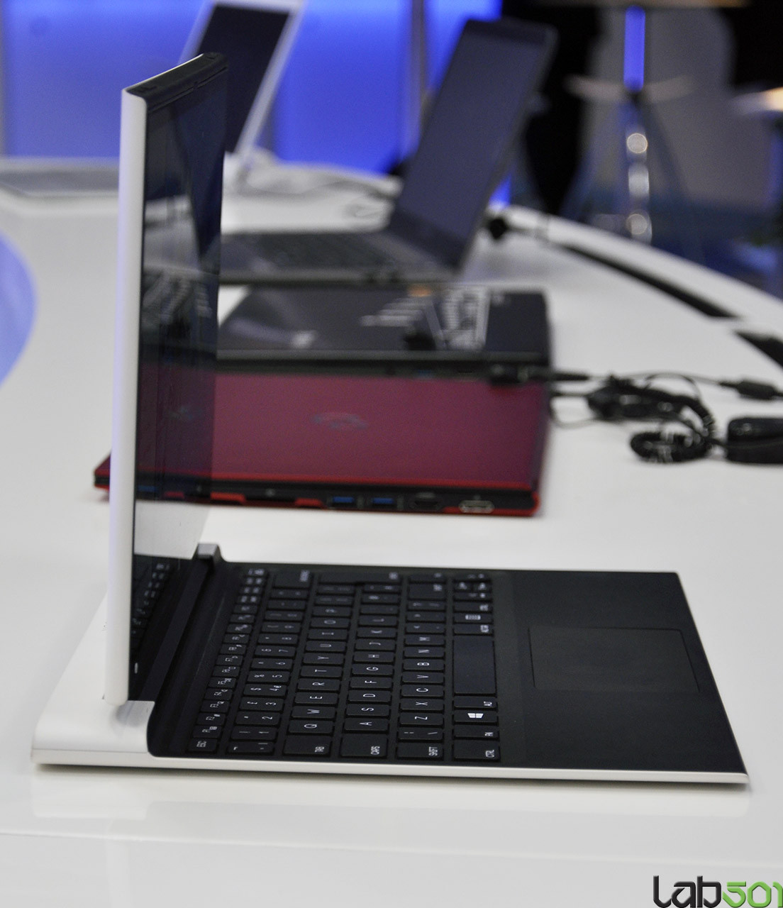 intel-shows-off-haswell-ultrabook-prototype-at-cebit-04