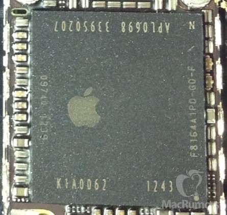 iphone-5s-pictured-on-production-line-03