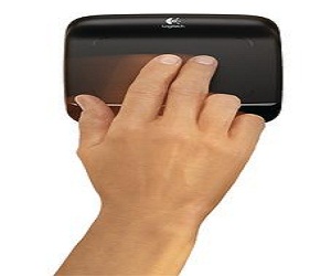 Logitech تكشف عن لوحة لمس لاسلكية جديدة touchpad