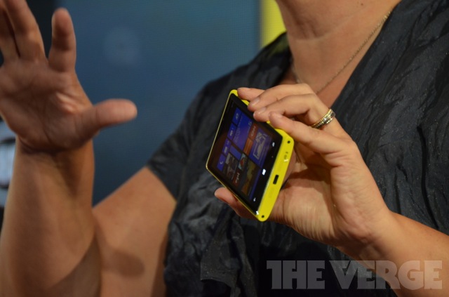microsoft-windows-phone-8-event10