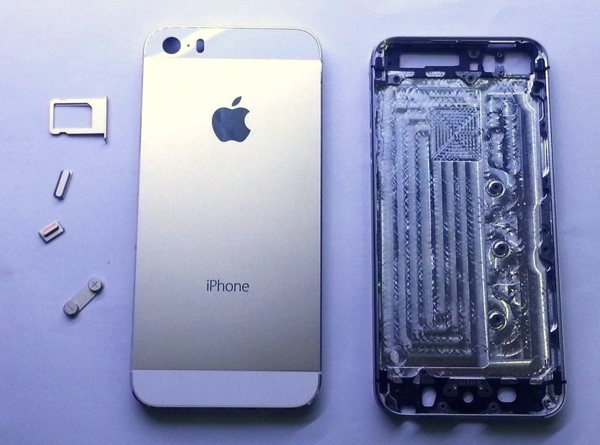 more images of the iphone 5s and the iphone 5c leak-01