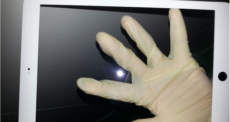 next-gen-ipad-could-feature-igzo-display-tech-logo