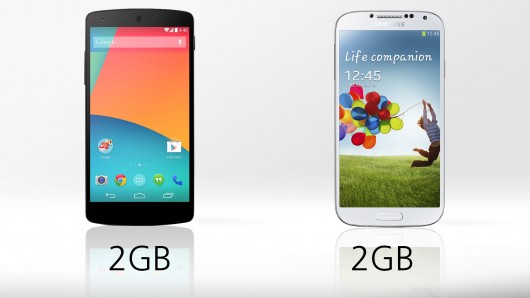 nexus-5-vs-galaxy-s4-10