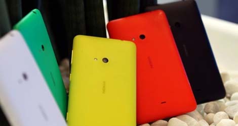 nokia-announces-a-4-7-inch-lumia-625-logo