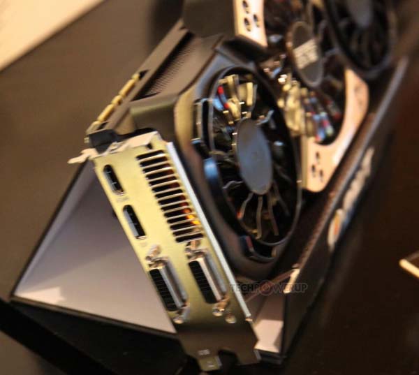 palit-geforce-gtx-780-jetstream-3gb-graphics-card-pictured-03