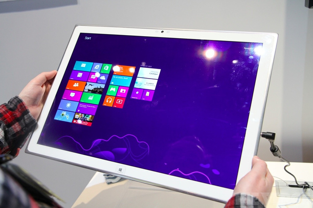 panasonic-4k-Tablet-00